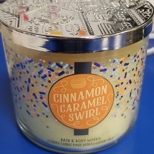Cinnamon Caramel Swirl 3 wick candle